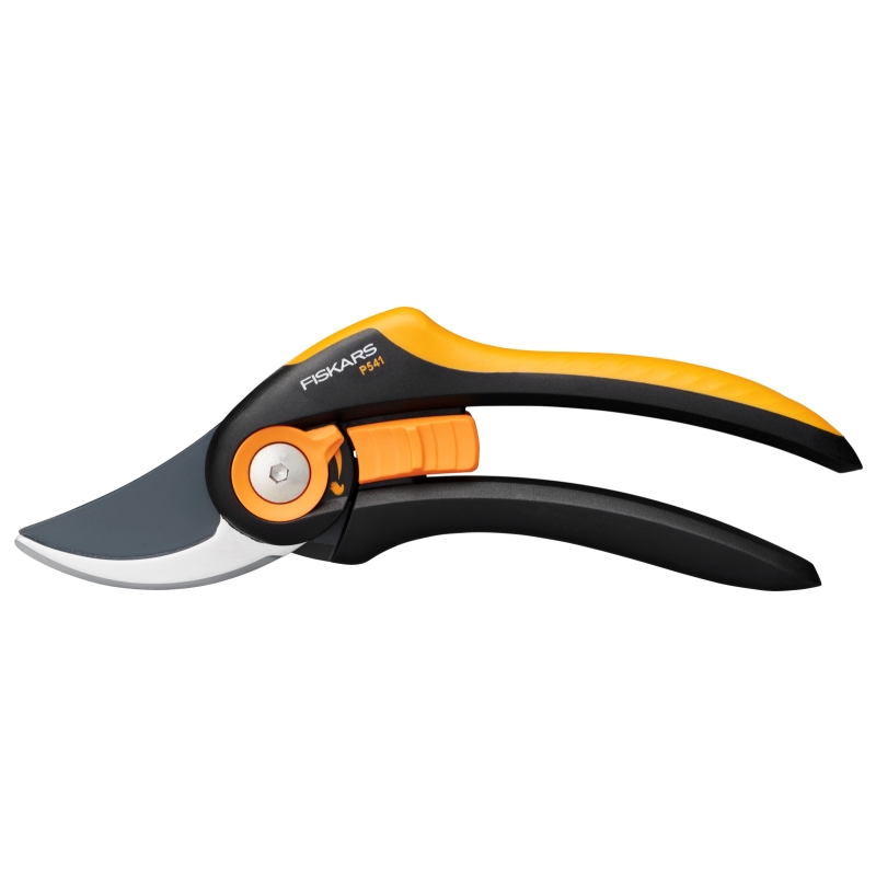 1057169 Nůžky zahradní Plus™ Smartfit™ dvoučepelové P541 Fiskars