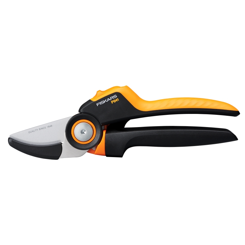 1057174 Nůžky zahradní X-series PowerGear™ jednočepelové (L) P941 Fiskars