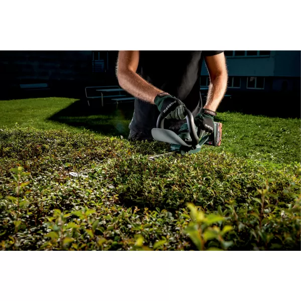 Aku nůžky na živý plot AHS 18-55 V Metabo 600463850