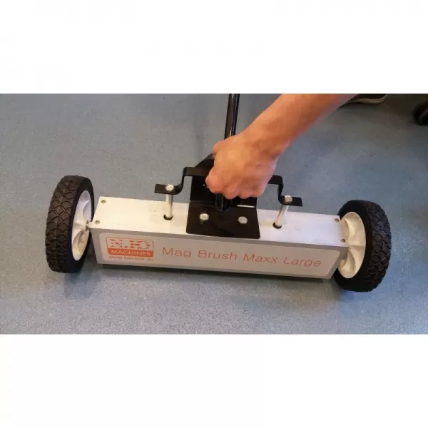 Magnetický smeták N.KO Machines Mag Brush Maxx Large