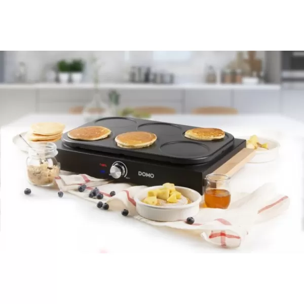 Elektrický lívanečník DOMO DO8717P