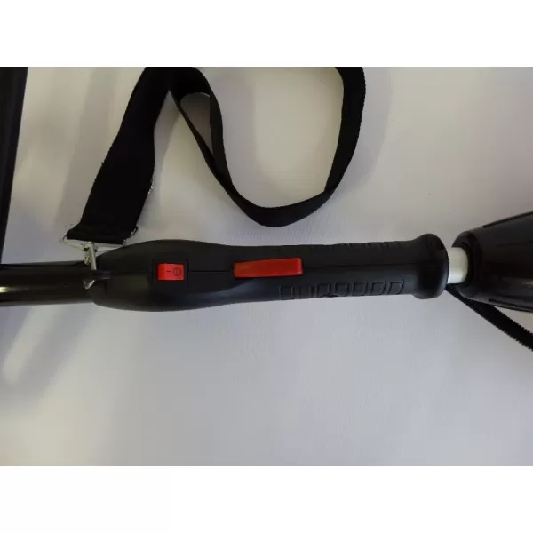 Benzinový vyžínač VeGA VE24250