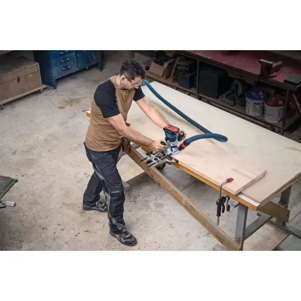 Aku ohraňovací frézka 18V bez aku Bosch GKF 18V-8 06016C2000