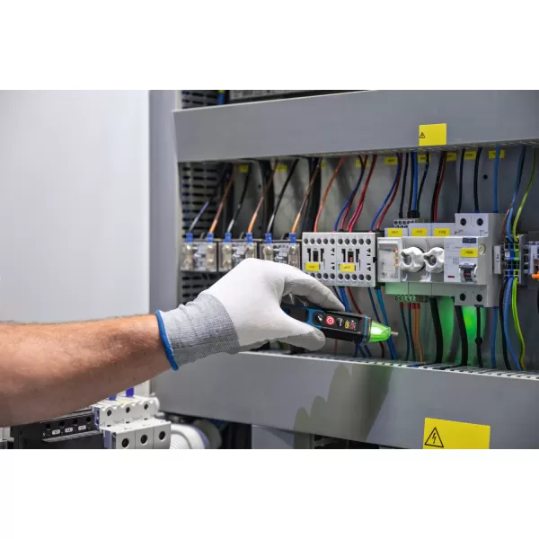 Bezkontaktní elektrická zkoušečka GVD 1000-17 Bosch 0601077000