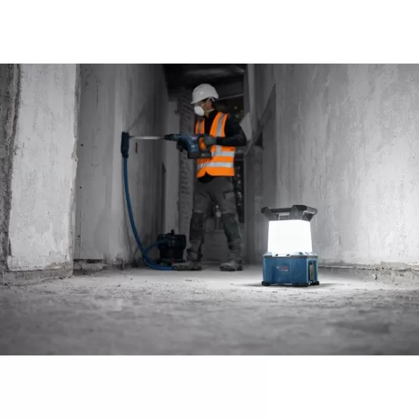 Aku pracovní světlo 18V bez aku Bosch GLA 18VH-7500