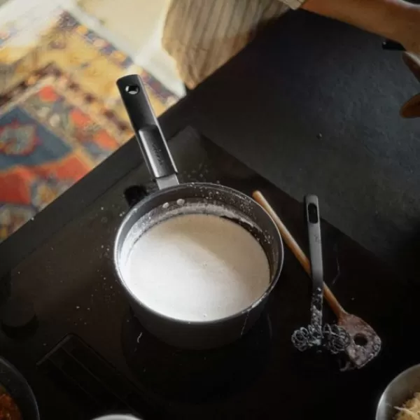 Hard Face Rendlík s nepřilnavým povrchem 2,5 l Fiskars 1075525