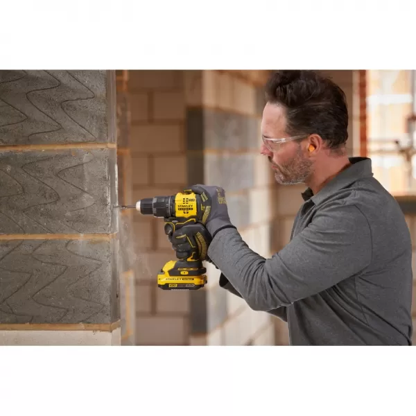 Bezuhlíková aku vrtačka s příklepem 18V/2x2,0Ah STANLEY FATMAX V20 SFMCD716D2T