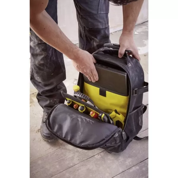 Batoh na nářadí na kolečkách Essential Stanley STST83307-1