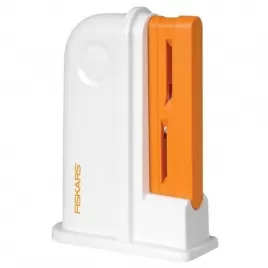 Ostřič nůžek Fiskars 1020499