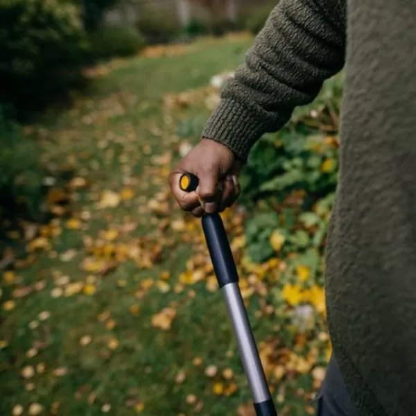 Ergonomic hrábě lopatové Fiskars 1077116