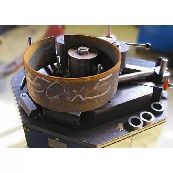 Zakružovačka profilů BOW Z 100