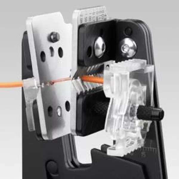 Přesné odizolovací kleště s tvarovými noži Knipex 12 12 13