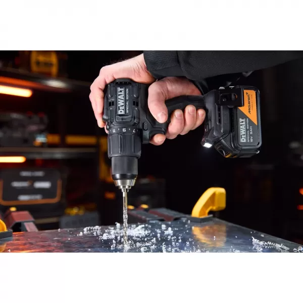 Aku příklepová vrtačka 18V/2x5,0Ah McLaren DeWALT DCD86MP2T
