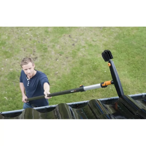 Čistič okapů QuikFit™ Fiskars 135542