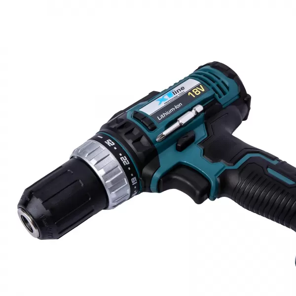 Aku vrtačka 18V/2x2,0Ah XTline XT102770E