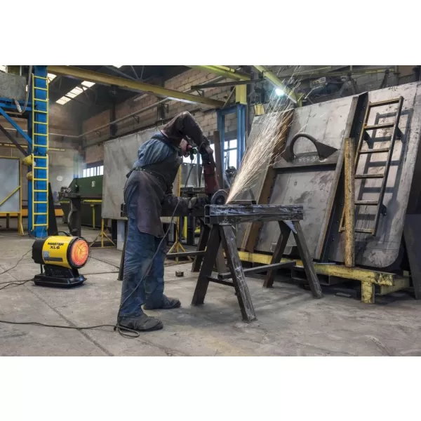 Mobilní naftové topidlo infračervené Master XL 61