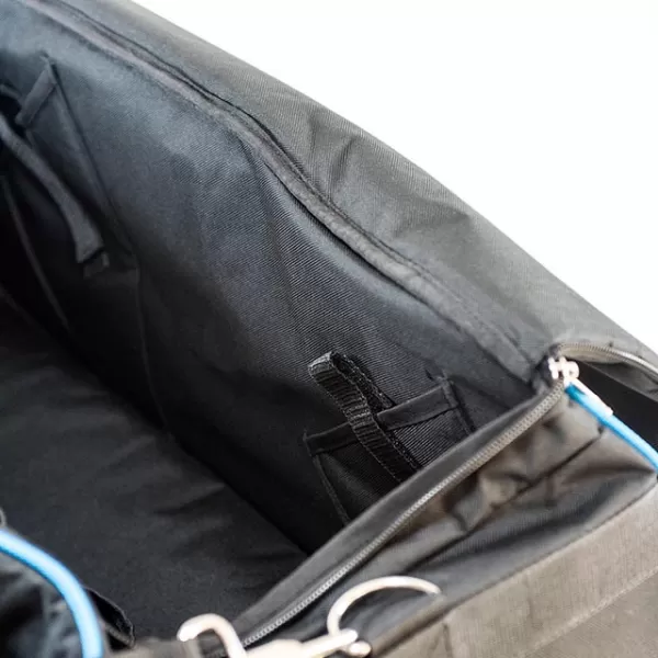 Taška na nářadí s pojezdy a teleskopickou rukojetí XTline XT90060