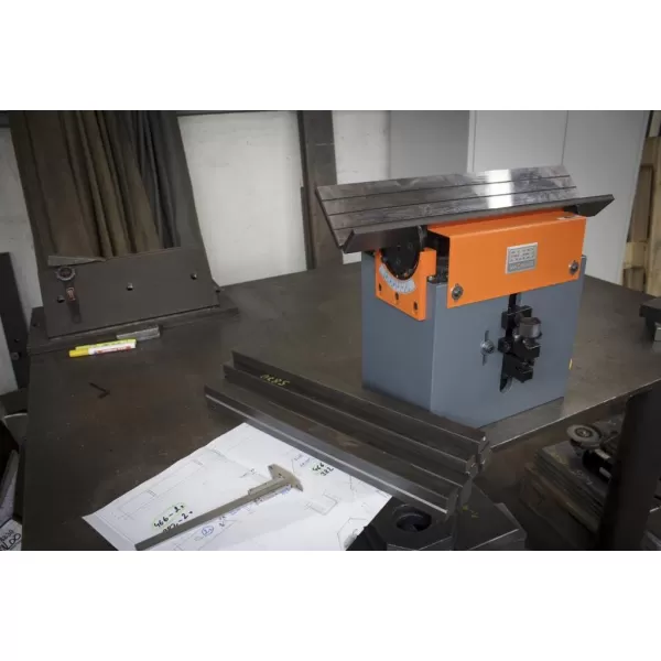 Stolní odjehlovací systém N.KO Machines B3