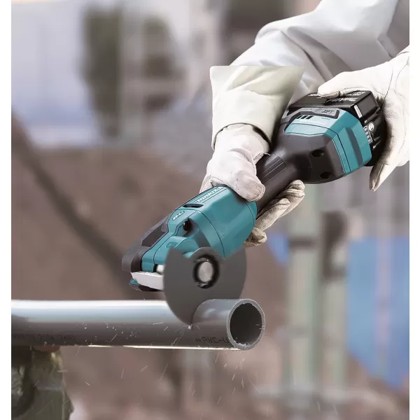 Aku MultiTool s příslušenstvím 18V/2x5,0Ah Makita DTM53RTJX1