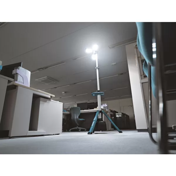 Aku stojanová LED svítilna Li-ion LXT/XGT 40V bez aku Makita ML014G