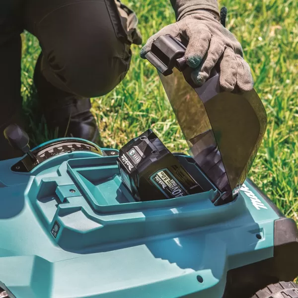 Aku sekačka 380mm Li-ion XGT 40V/1x4,0Ah Makita LM003GU102
