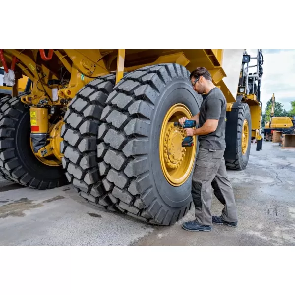 Aku rázový utahovák 18V 2×8,0Ah Bosch GDS 18V-1600 HC 06019M1002