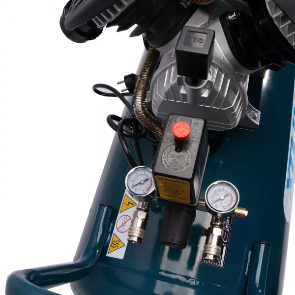 Kompresor olejový 2200W, 100l Xtline XT2006