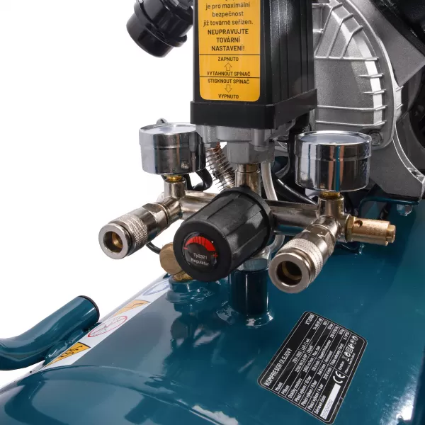 Kompresor olejový 2200W, 100l Xtline XT2006