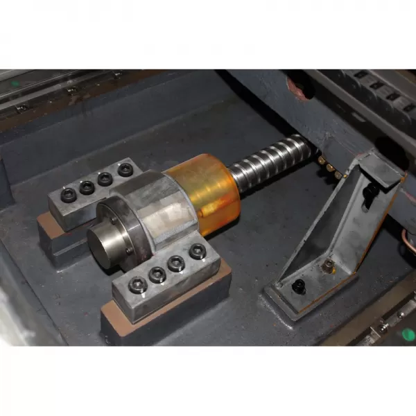 CNC obráběcí centrum OPTImill F 150 E Optimum 3501150