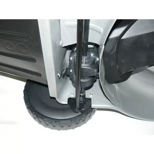 Benzínová sekačka s pojezdem VeGA 525 4SXH 6in1