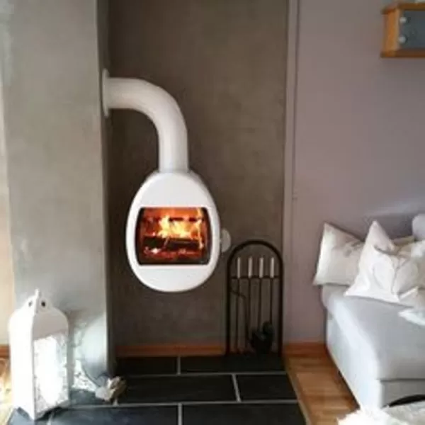 Krbová kamna závěsná SCAN 66-1 bílý lak