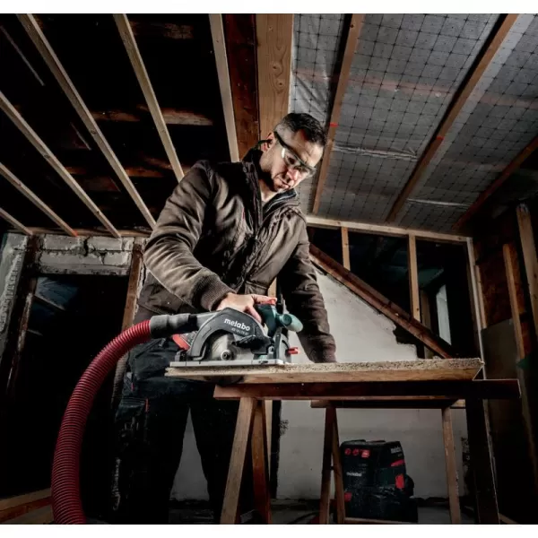 Aku okružní pila bez aku + kufr Metabo KS 18 LTX 57