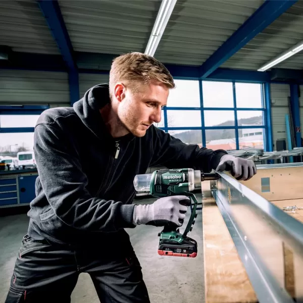 Aku nýtovací pistole bez aku Metabo NP 18 LTX BL 5.0