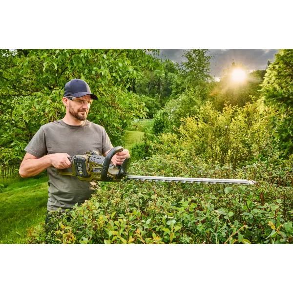 Aku nůžky na živý plot 2x20V/2x2,0 Ah CPP 550 2BN Narex Camouflage 65406736