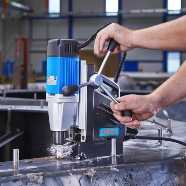 Dvourychlostní magnetická vrtačka s elektronikou EVM 32-2 RLE Narex 65404954