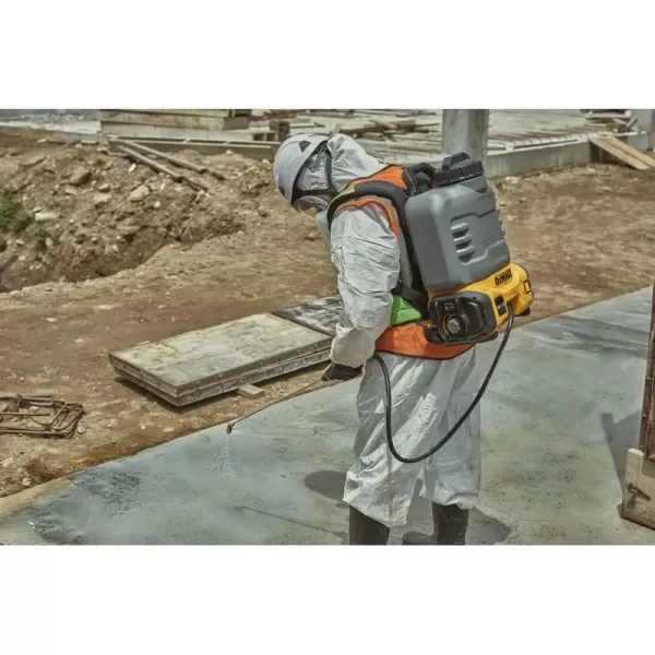 Aku postřikovač chemie 18V bez aku DeWALT DCCS1100N