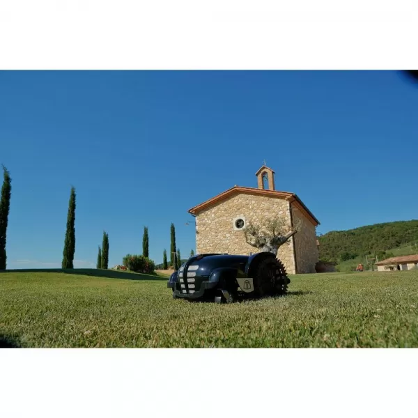 Robotická travní sekačka ZCS TECH L25i