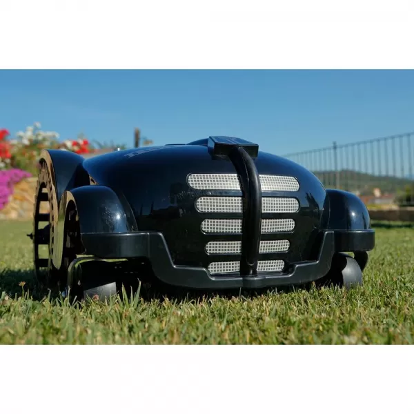 Robotická travní sekačka ZCS TECH L25i