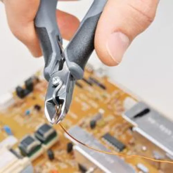 Boční štípací kleště pro elektroniku ESD Knipex 77 02 115 ESD