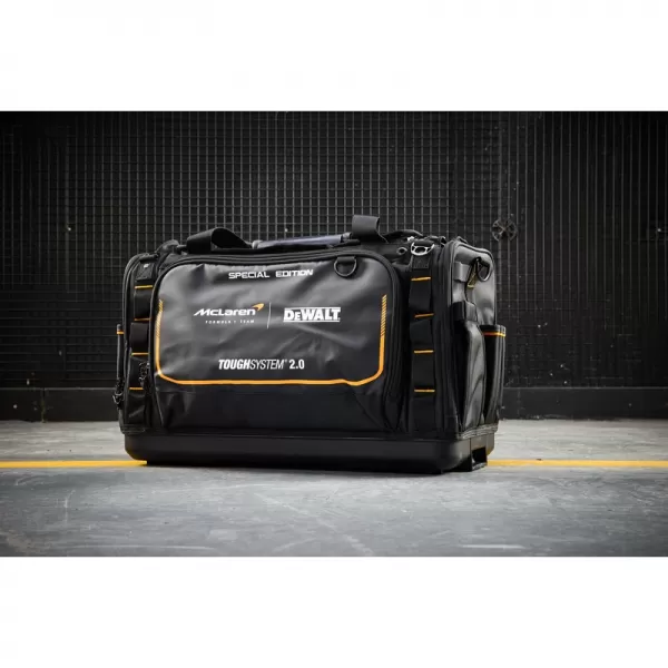 Taška McLaren 22" TOUGHSYSTEM McLaren DeWALT DWST83542-1