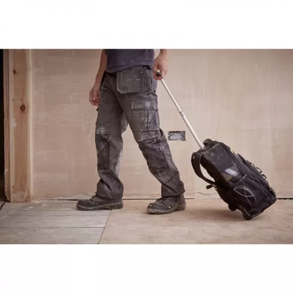 Batoh na nářadí na kolečkách Essential Stanley STST83307-1