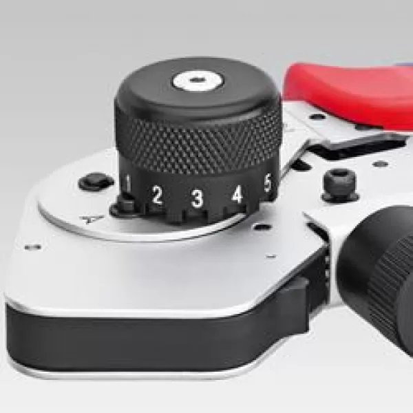 Čtyřtrnové lisovací kleště pro stočené kontakty Knipex 97 52 65 DG