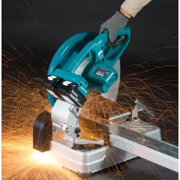 Aku rozbrušovačka 18V bez aku Makita DLW140Z