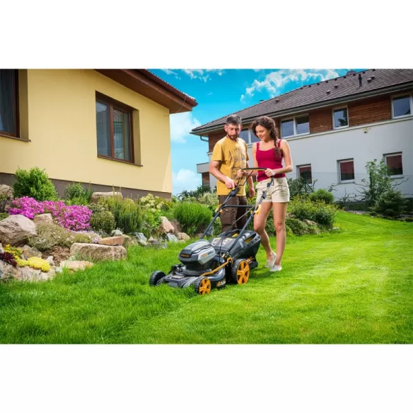 Aku sekačka s pojezdem 4v1 40V, bez aku Riwall PRO RALM 4640SPi