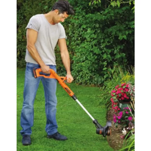 Aku strunová sekačka 18V 1,5Ah Black&Decker ST1823