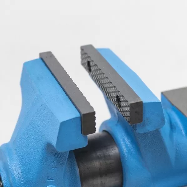 Svěrák stolní otočný 100 mm XTline XT19100