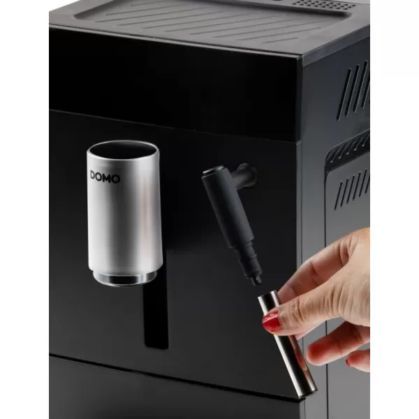Automatický kávovar s tryskou na mléko DOMO DO1150K