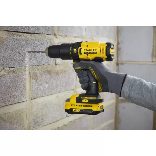 Aku vrtačka s příklepem V20 18V 2x2,0Ah Stanley FatMax SFMCD711D2K
