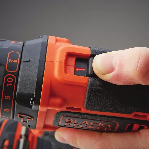 Aku příklepová dvourychlostní vrtačka 18V 1,5Ah Black&Decker BDCHD18