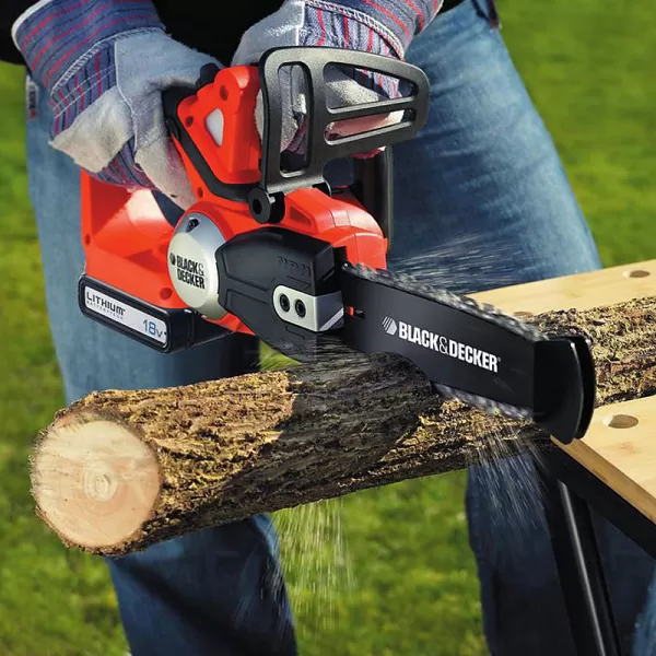 Aku řetězová pila BLACK&DECKER GKC1820L20